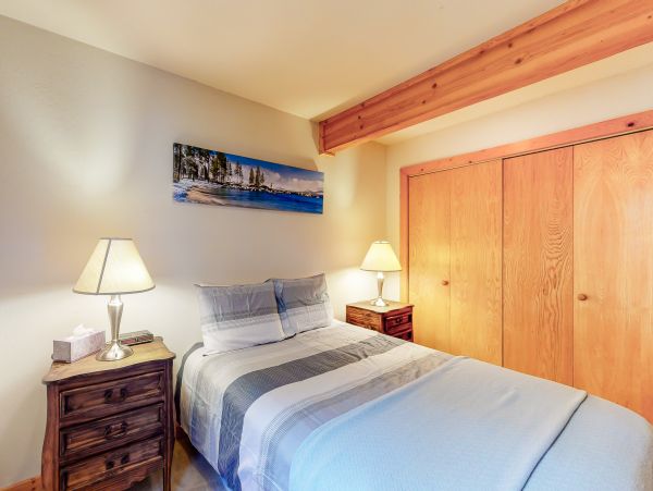 Lake Tahoe North Shore Home 979158