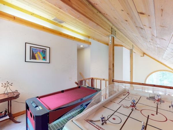Lake Tahoe North Shore Home 979158