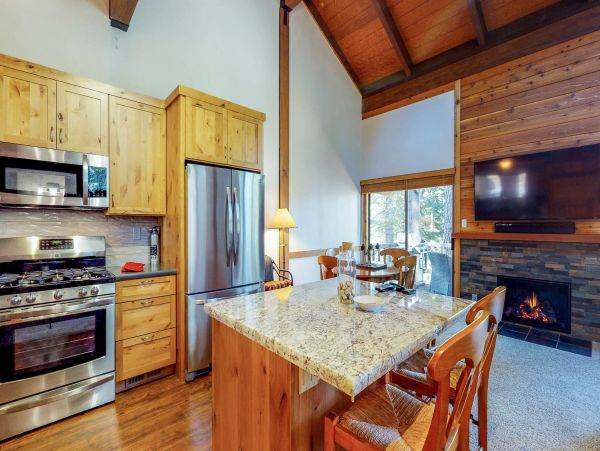 Lake Tahoe North Shore Home 979159