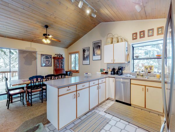 Lake Tahoe North Shore Home 979167