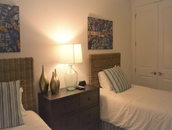 Three Bedroom Bradenton Vacation Condo With Lagoon View