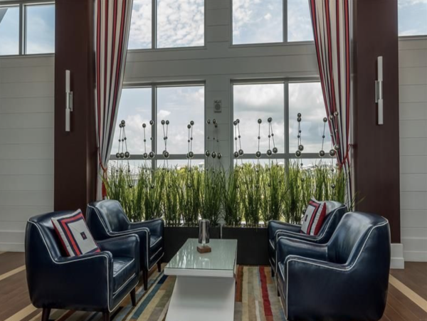 Three Bedroom Bradenton Vacation Condo With Lagoon View