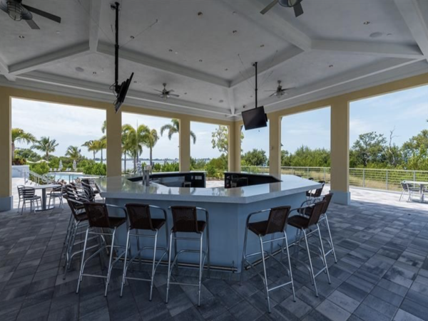 Three Bedroom Bradenton Vacation Condo With Lagoon View
