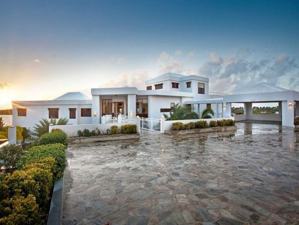 Anguilla Home 979255