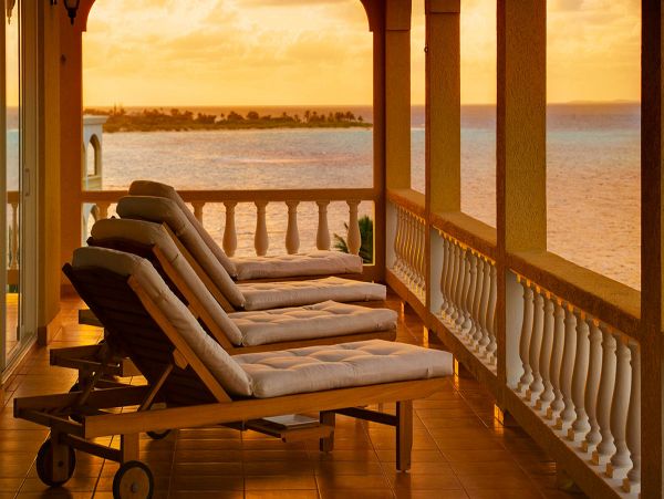 Anguilla Home 979258