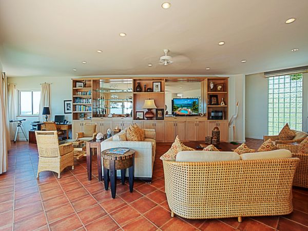 Anguilla Home 979259