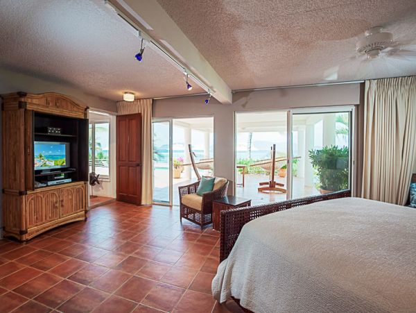 Anguilla Home 979259