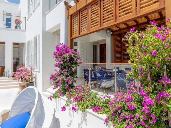 Anguilla Home 979260