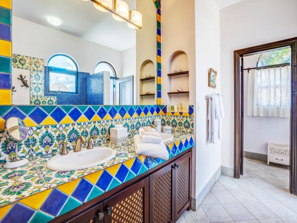 Anguilla Home 979266
