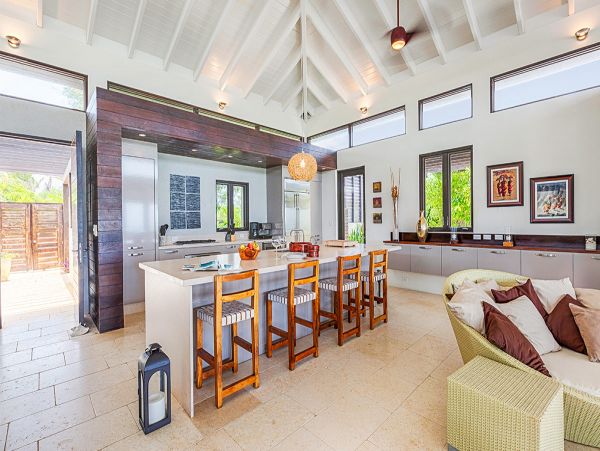 Anguilla Home 979267