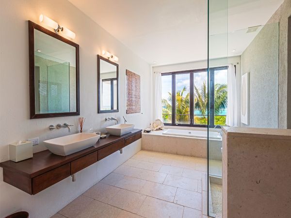 Anguilla Home 979267