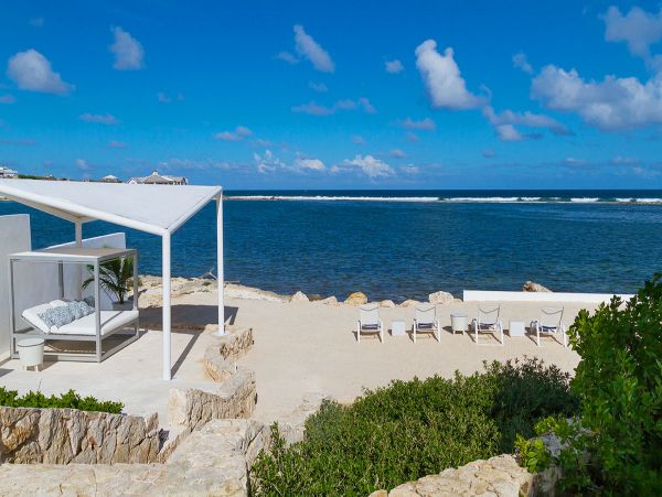 Anguilla Home 979271