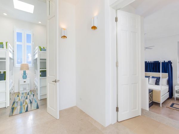Anguilla Home 979273