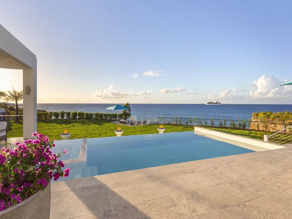 Anguilla Home 979275