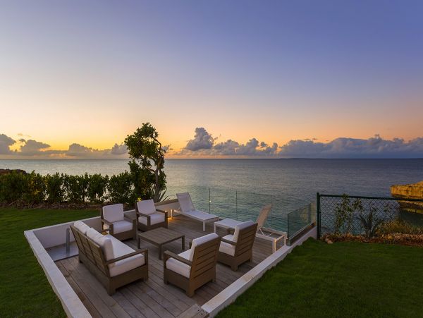 Anguilla Home 979275