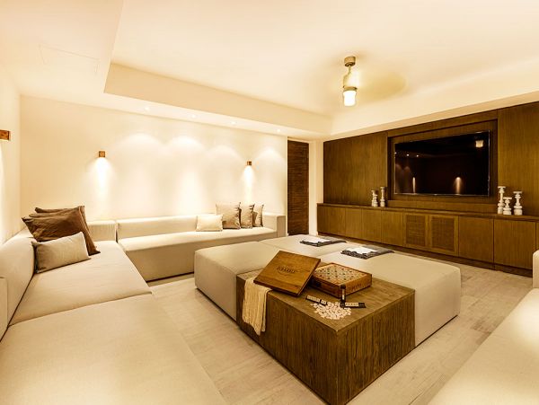 Anguilla Home 979280