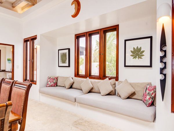 Anguilla Home 979287