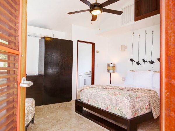 Anguilla Home 979287