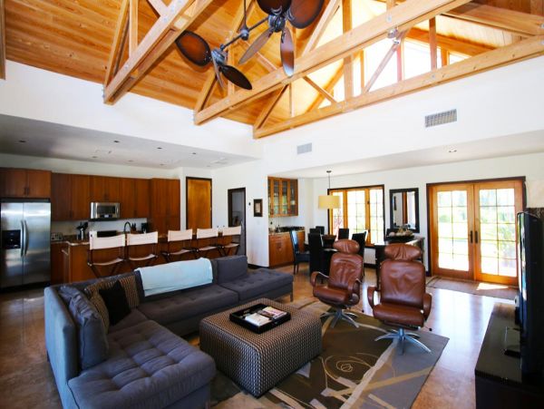 Bahamas Home 979296