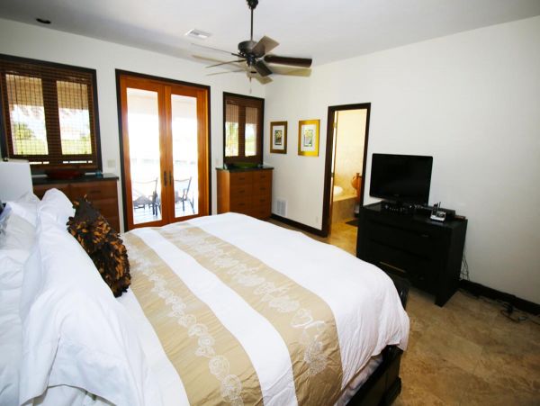 Bahamas Home 979296
