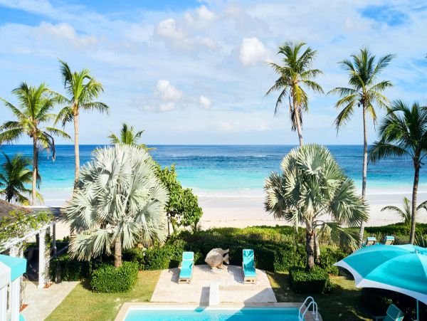 Bahamas Home 979300