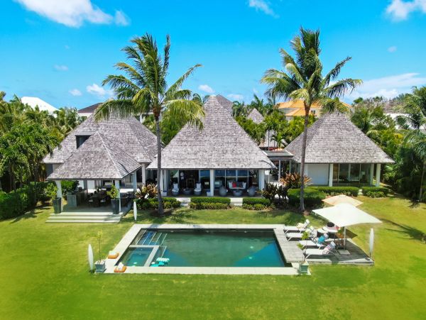 Bahamas Home 979303