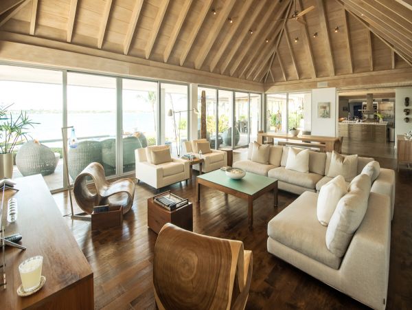 Bahamas Home 979303