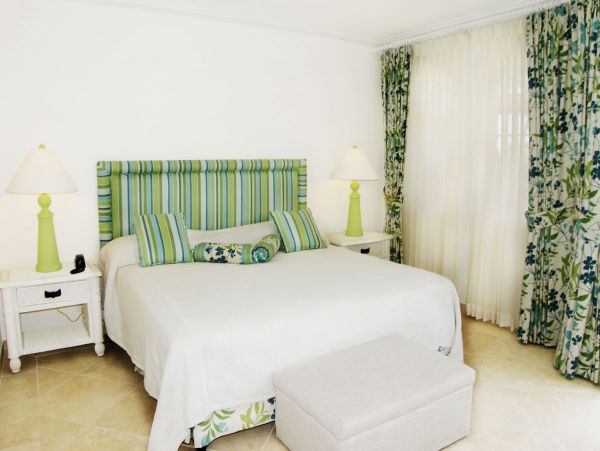 Barbados Condo 979311