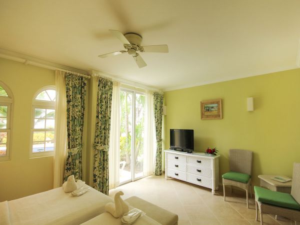 Barbados Condo 979311