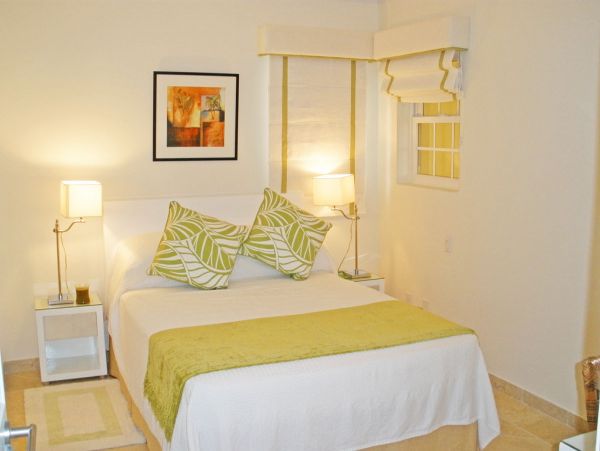 Barbados Condo 979314