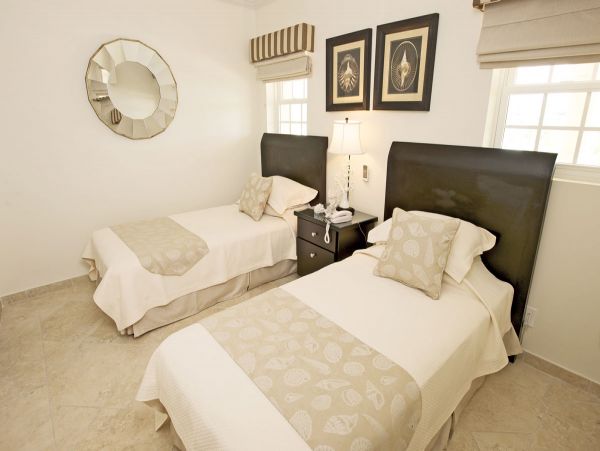Barbados Condo 979327