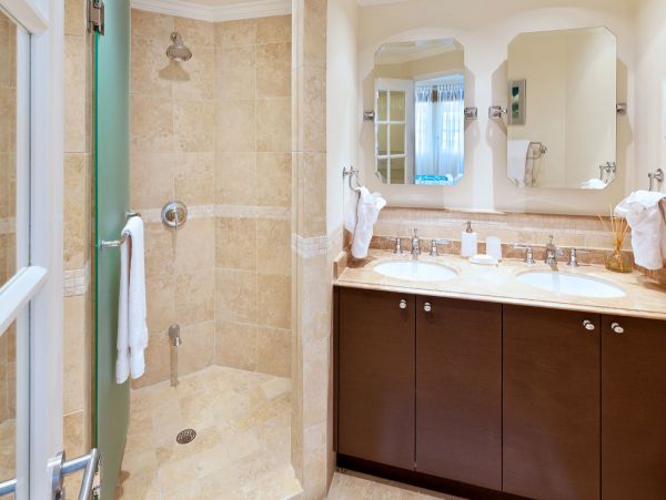 Barbados Condo 979329