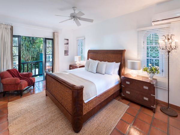 Barbados Home 979335