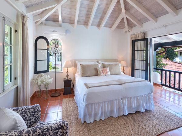 Barbados Home 979335