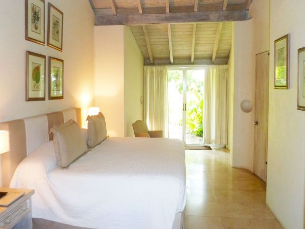 Barbados Home 979339