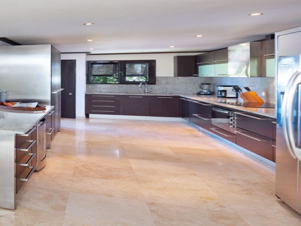 Barbados Condo 979356