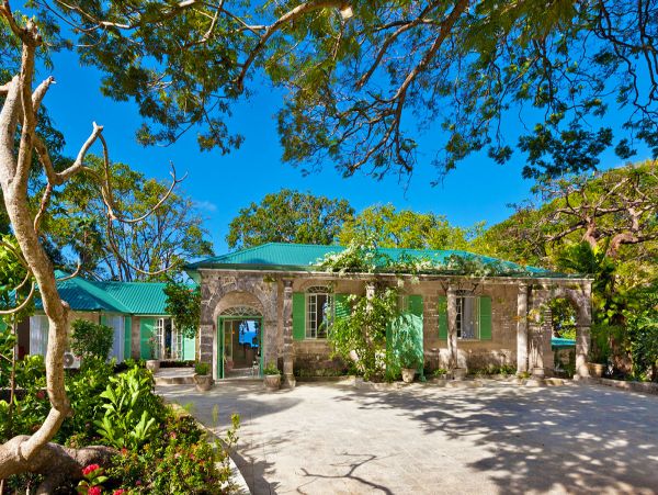 Luxury Oceanfront 10 Bedroom Villa in St. James Parish