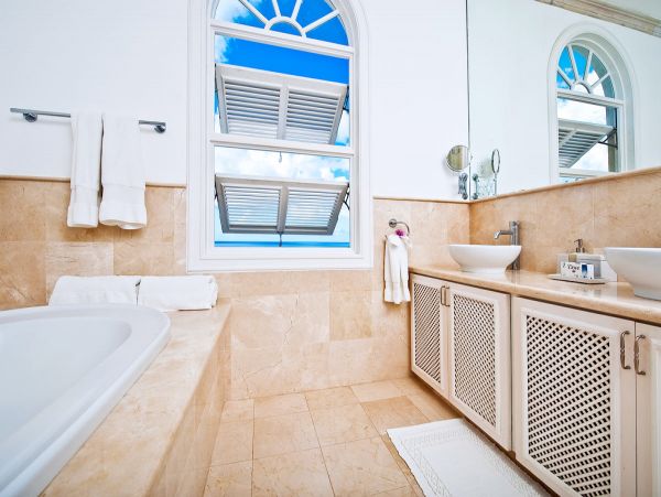 Barbados Home 979366