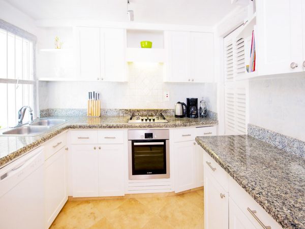 Barbados Condo 979380