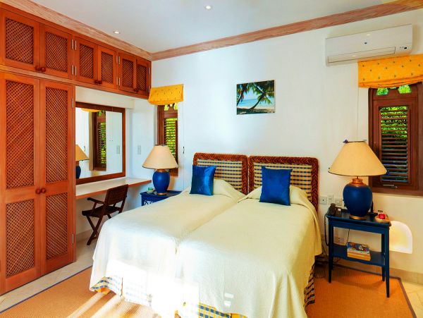 Barbados Home 979382