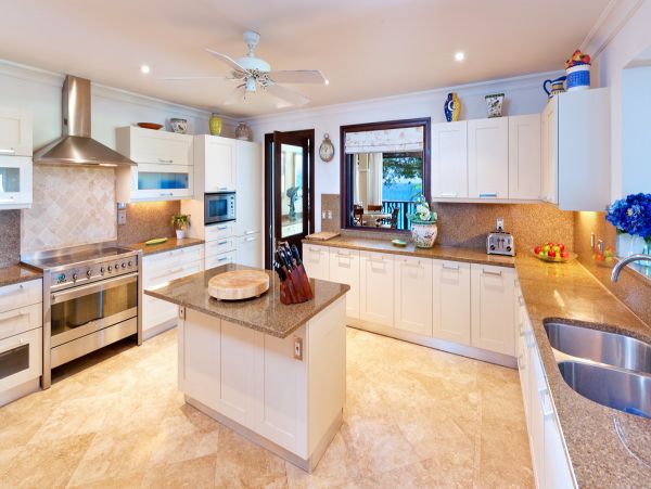 Barbados Condo 979389