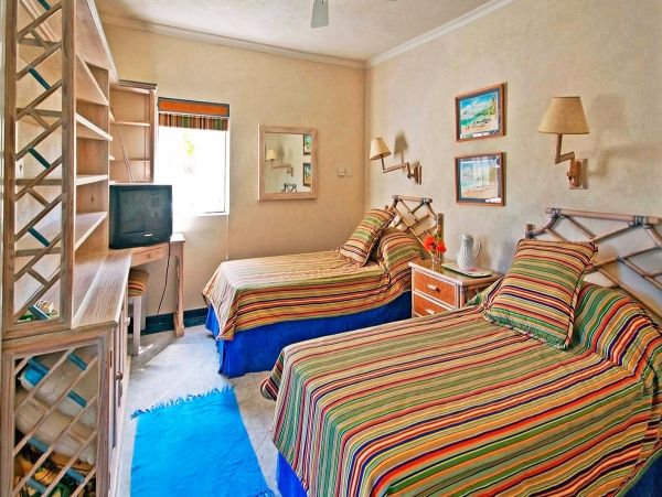 Barbados Condo 979395
