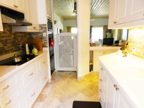Barbados Home 979412