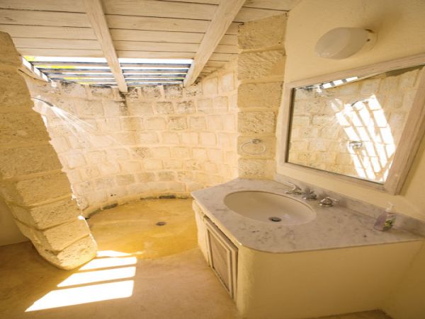 Barbados Home 979422