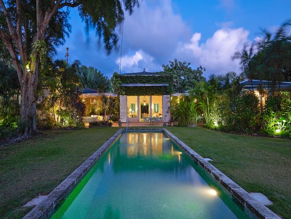 Barbados Home 979423