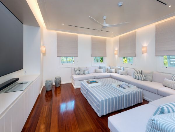 Barbados Home 979426