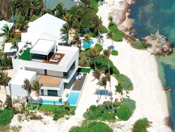 Luxury Modern Cayman Couples Retreat
