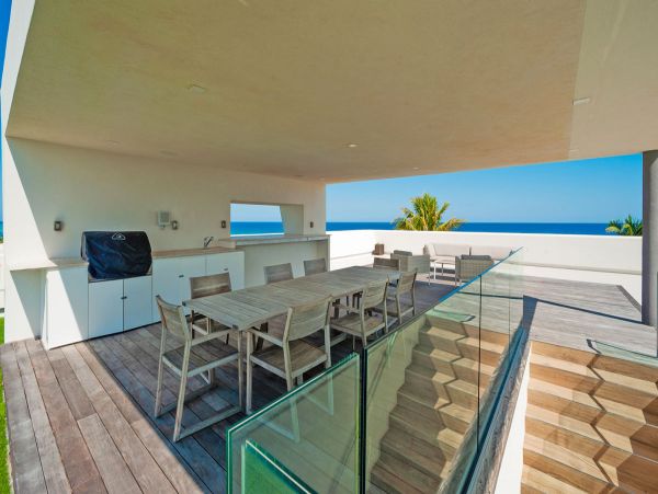 Luxury Modern Cayman Couples Retreat