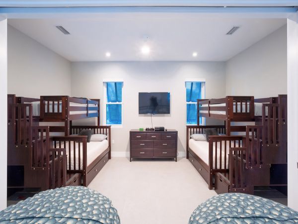 Cayman Islands Home 979494
