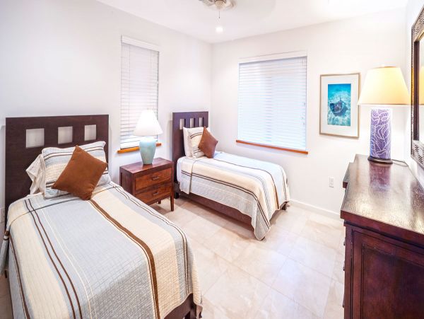 Cayman Islands Home 979495